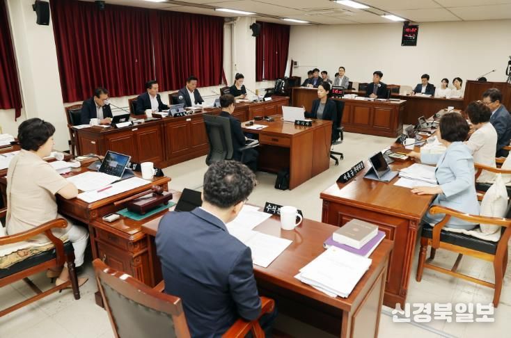 충북테크노파크 원장 임용후보자 인사청문 특별위원회(산업경제위원회)