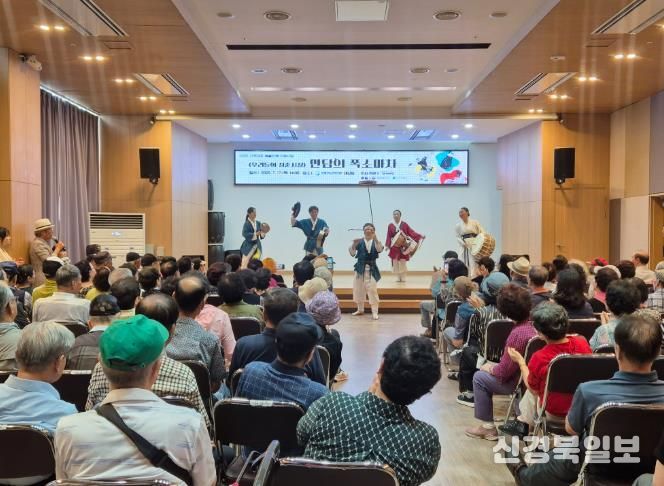 부평구노인복지관, ‘만담의 폭소마차’공연 열띤 호흥