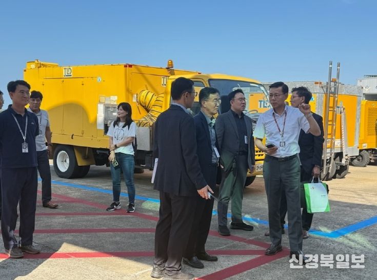 포항시는 2025년 APEC 경제인 행사를 앞두고 1일 포항경주공항 내 CIQ(검역·출입국·세관) 시설과 동선 점검을 실시했다.