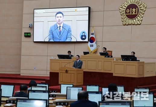 임형석 전남도의원이 10월 23일, 제394회 임시회 제2차 본회의에서 ‘광양만권 산업 경쟁력 확보, 전라남도의 적극적인 역할이 필요하다’는 주제로 5분 자유발언을 하고 있다.