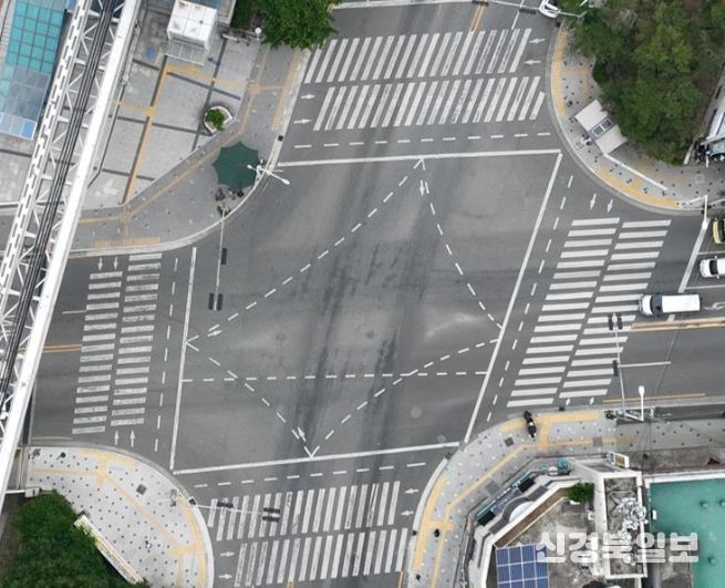 도시철도 동천역 이용객 안전과 편의 증진을 위한 대각선횡단보도 신설