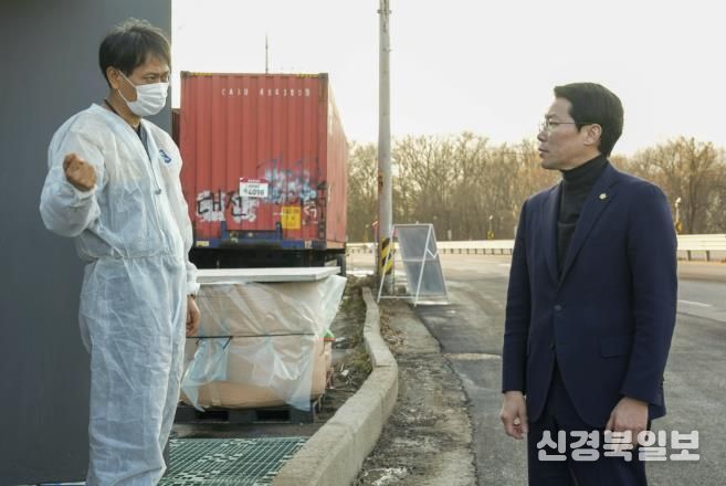 포천시의회 임종훈 의장, 가축방역 거점 소독초소 근무자 격려