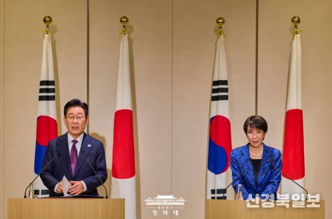 한·일 정상 공동언론발표(청와대)