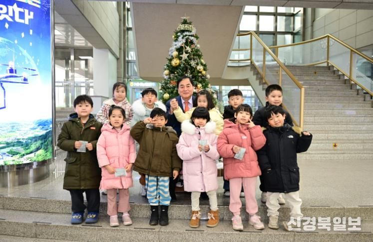 김천시립모암어린이집, 작은 손길 모아 성금 전달