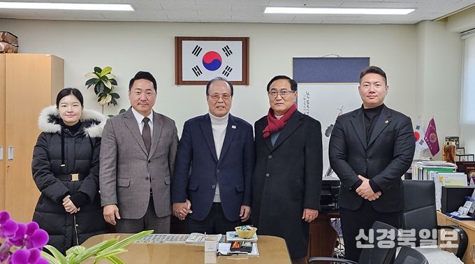 성남시의회 국민의힘협의회, 수정구 노인회지회·성남시 소상공인연합회 방문