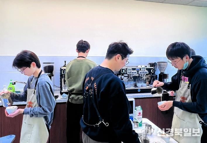 안동시청소년수련관, '커피, 그리다' 바리스타 2급 과정 20명 전원 자격 취득
