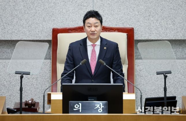 경기도의회 김진경 의장, 제388회 임시회 본회의 개