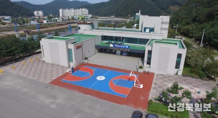 화천 청소년 수련관 전경