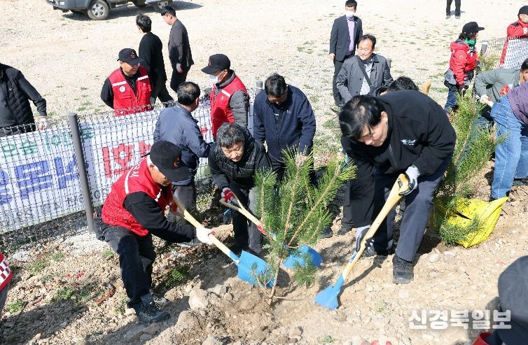 옹진군 제81회 식목일 나무심기 행사 실시