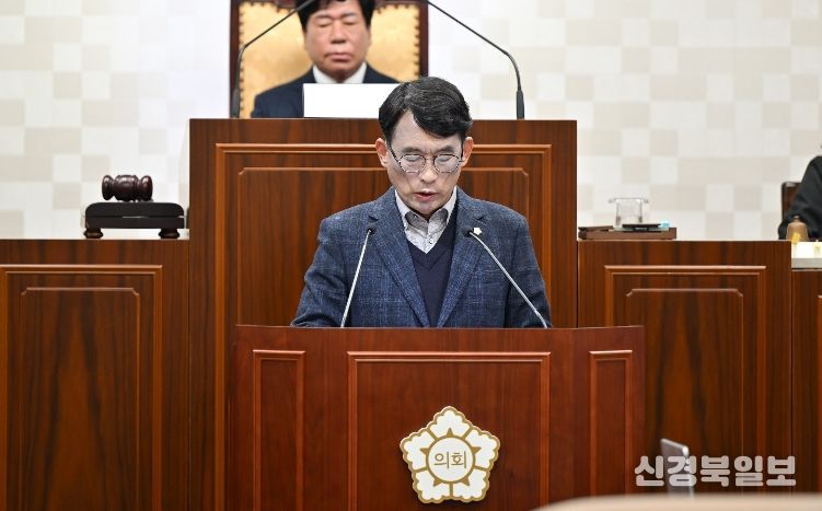 해운대구의회 김상수 의원이 제293회 임시회 본회의에서 5분 자유발언을 하고 있다.